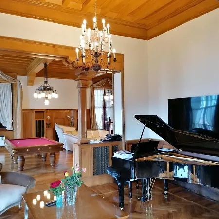 Luxury Cornelia