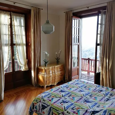 Luxury Cornelia 山林小屋