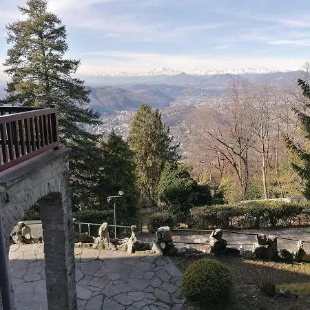 Luxury Cornelia 山林小屋 *